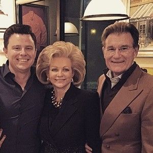 Meet your Posher, Robyne